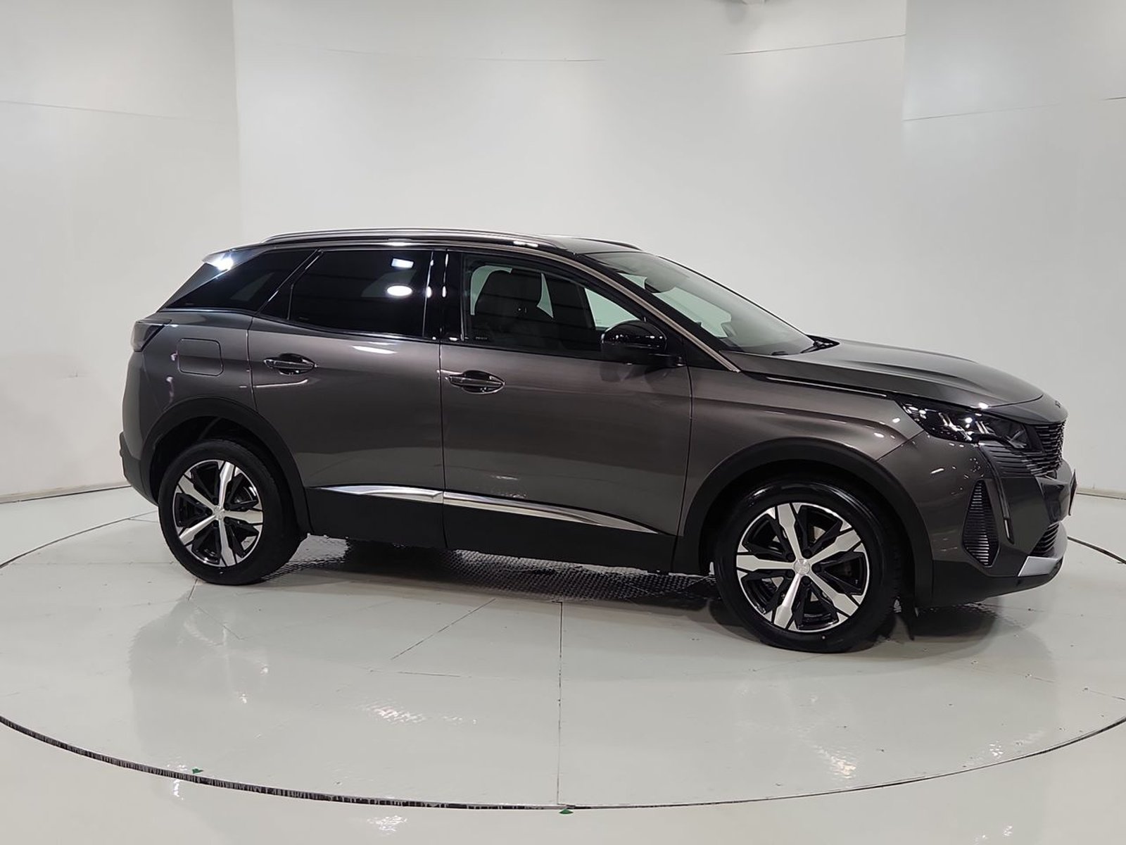 Peugeot 3008 ALLURE 1.6 AUT 2021 - Imagen 14 de 20