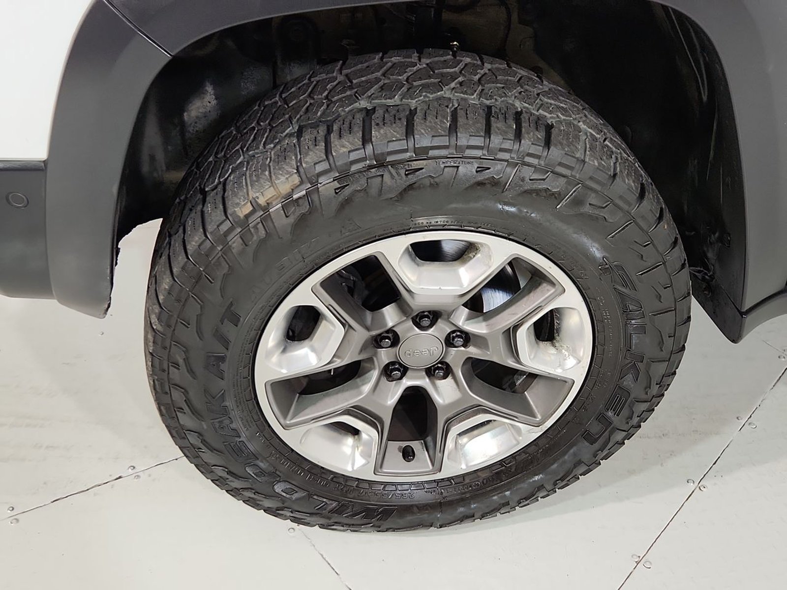 Jeep CHEROKEE 4X4 3.2 AUT 2020 - Imagen 18 de 20