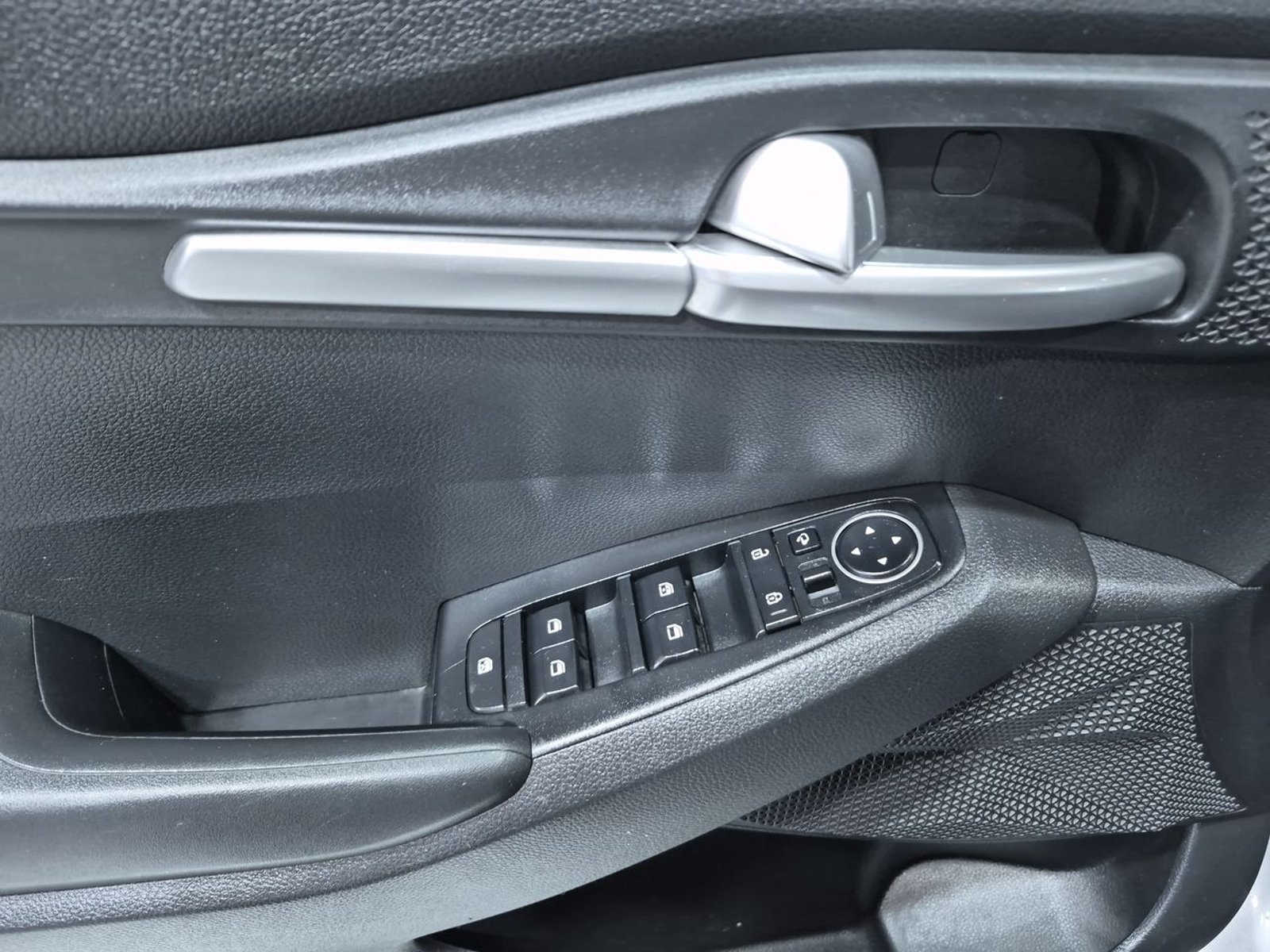 Kia SELTOS MPI 6MT 1.6 2021 - Imagen 16 de 20