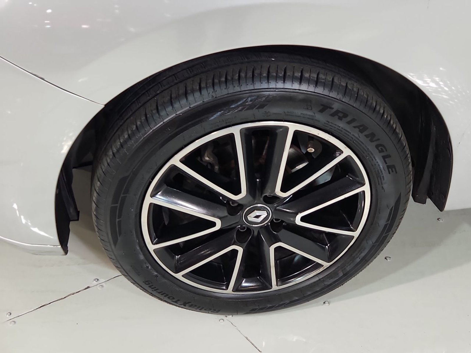 Renault SYMBOL 1.6 2018 - Imagen 18 de 20