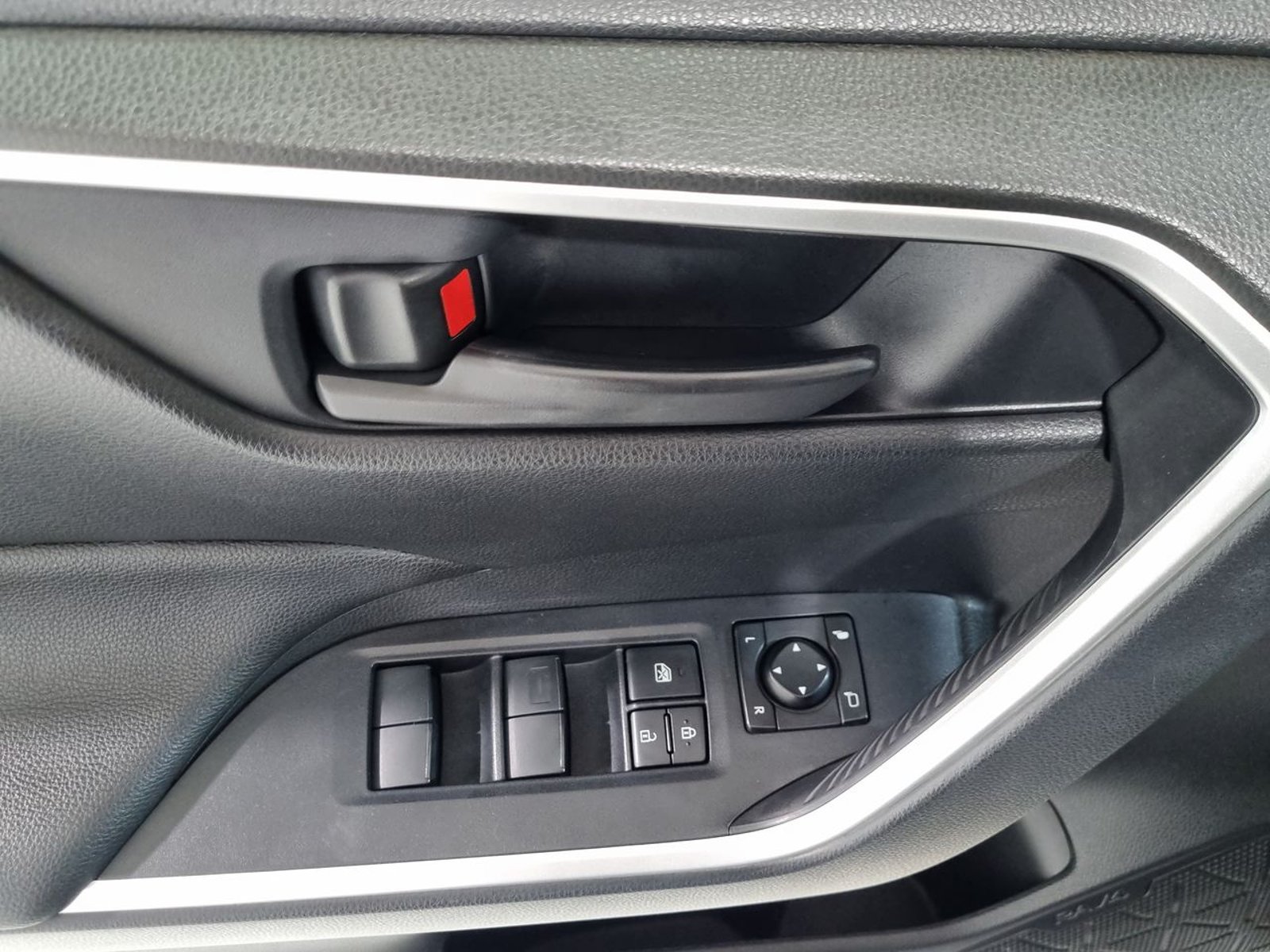 Toyota RAV4 OTTO 2.0 AUT 2021 - Imagen 20 de 20