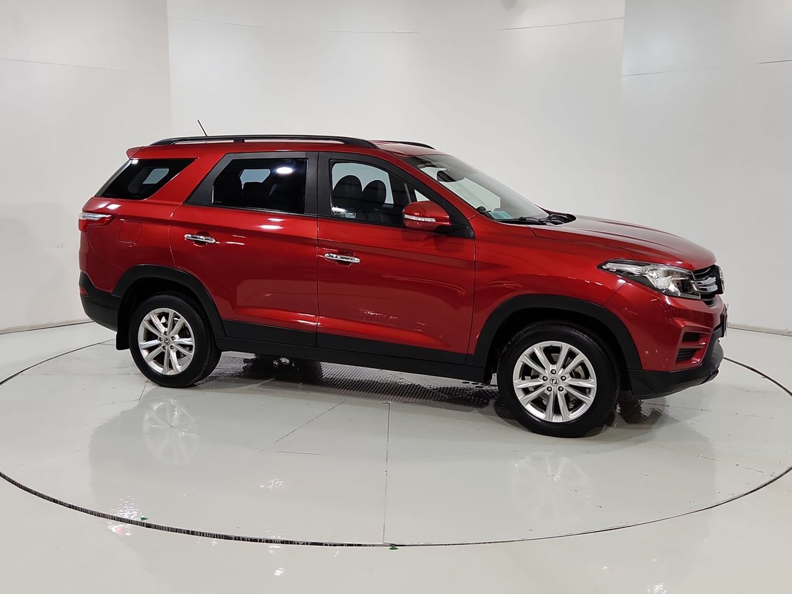 Dfsk 560 SUV 560 4X2 1.8 2023 - Imagen 14 de 20
