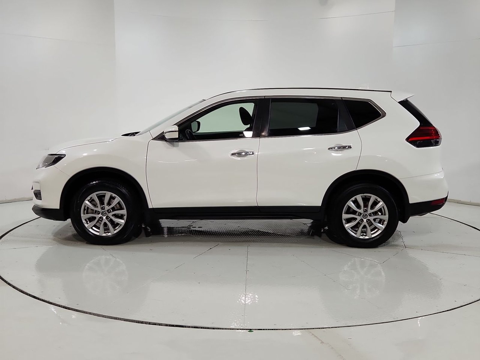 Nissan X-TRAIL NEW X TRAIL SENSE 2.5 AUT 2020 - Imagen 5 de 20