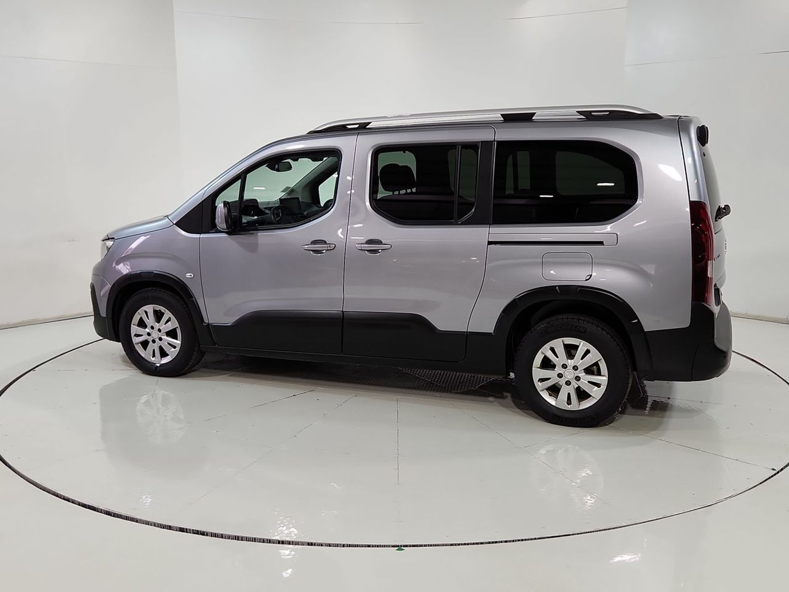 Peugeot RIFTER BLUE HDI 100 1.6 2020 - Imagen 6 de 20