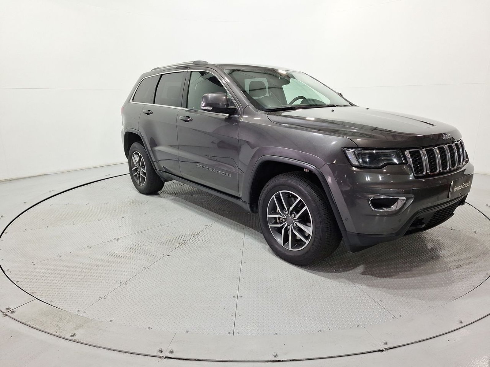Jeep GRAND CHEROKEE LAREDO 4X4 3.6 AUT 2019 - Imagen 11 de 20