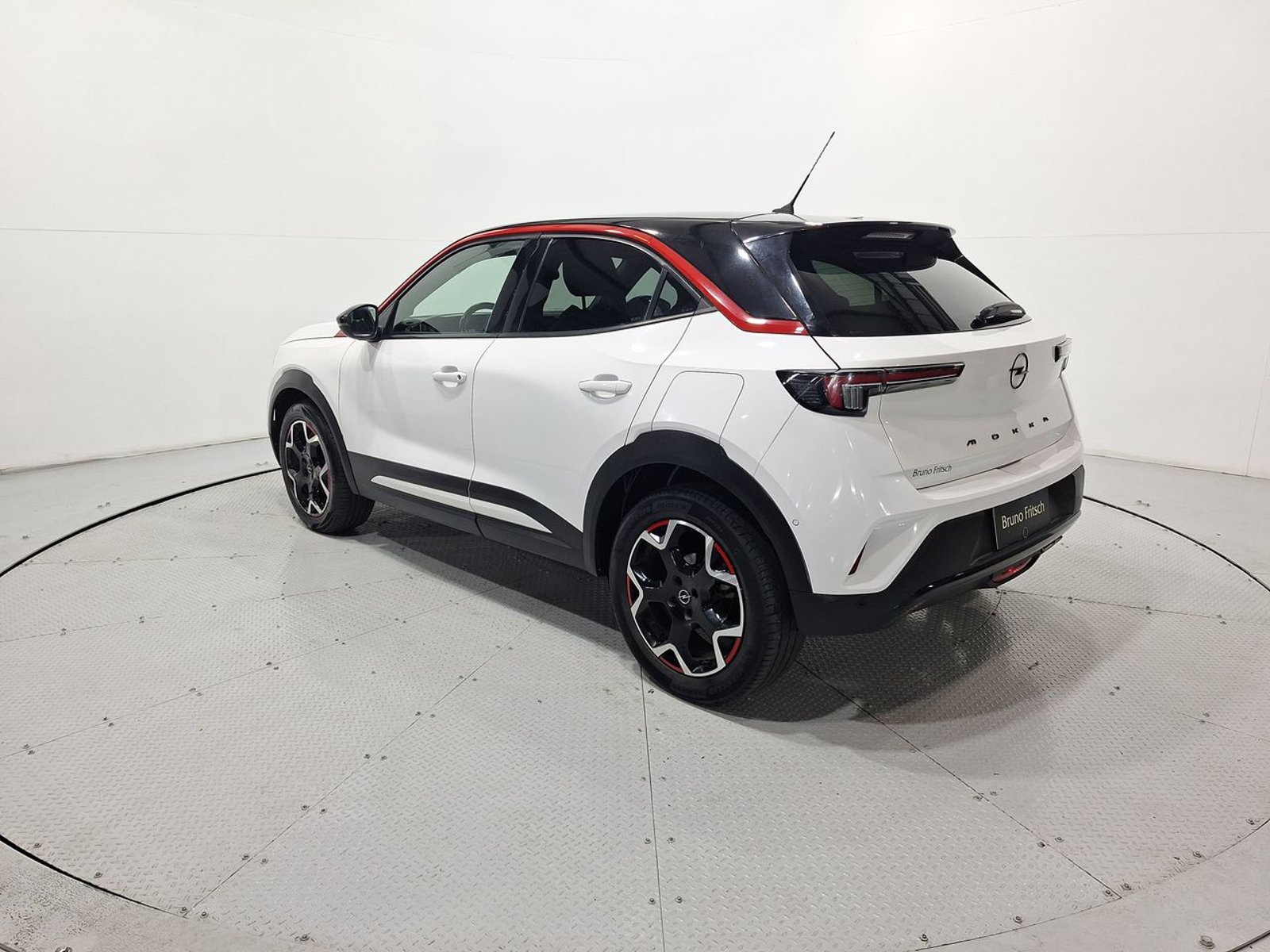 Opel MOKKA 1.2T AUT 2022 - Imagen 5 de 20