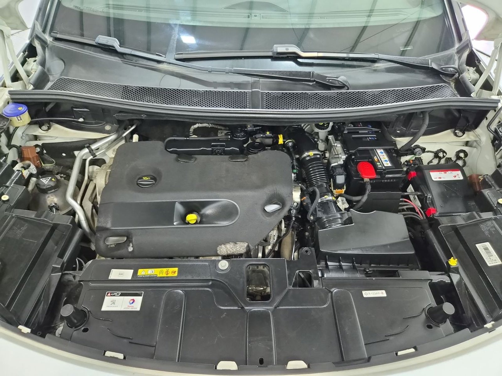 Peugeot 3008 GT BLUEHDI 2.0 AUT 2020 - Imagen 15 de 20