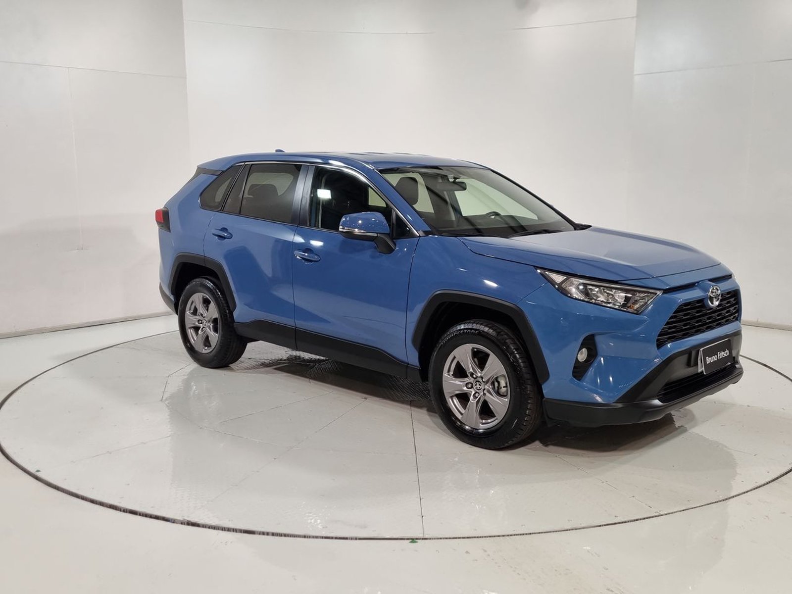 Toyota RAV4 4X2 2.0 AT 2026 - Imagen 15 de 20