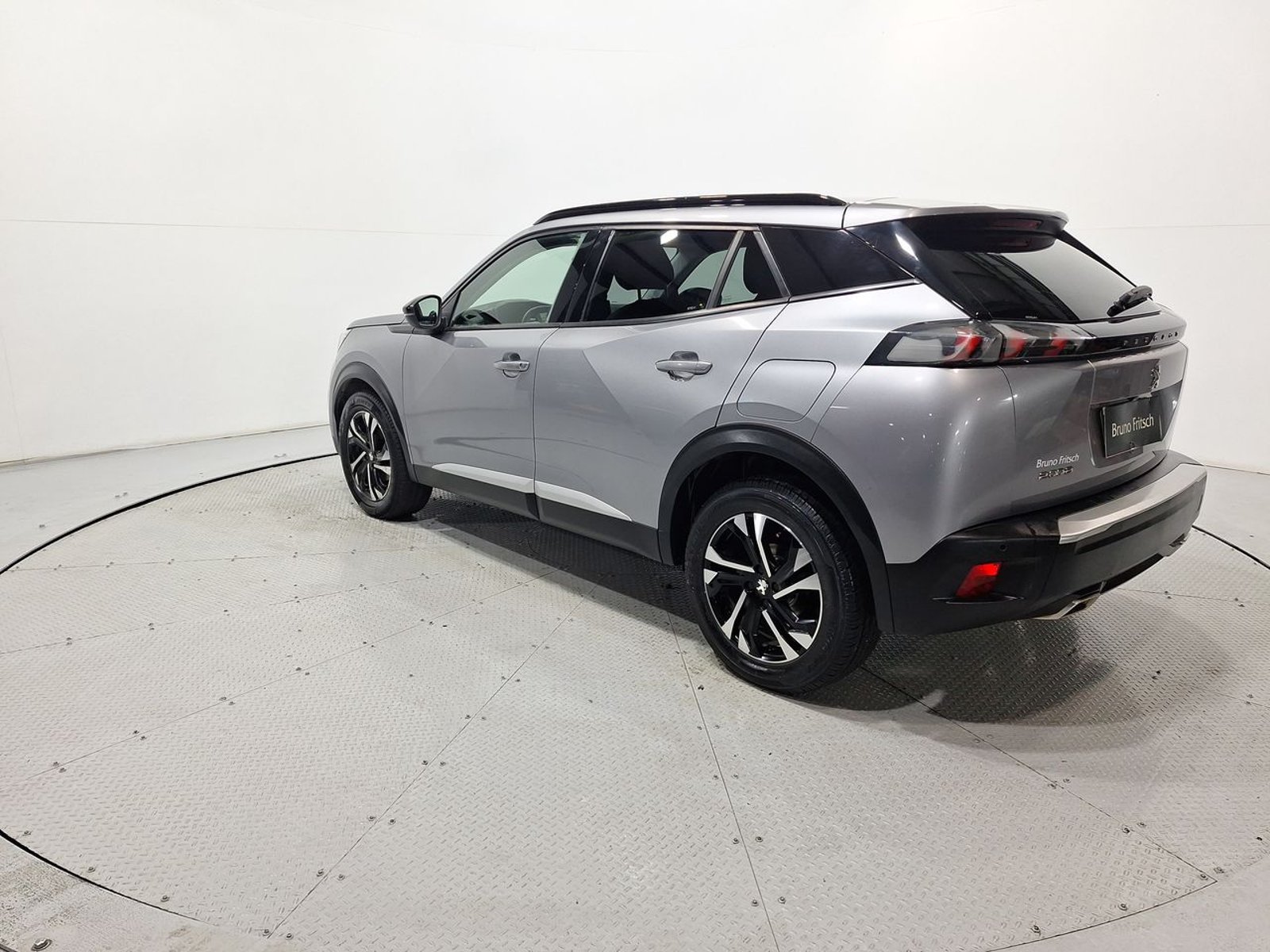 Peugeot 2008 PURETECH 130 1.2 2022 - Imagen 5 de 20