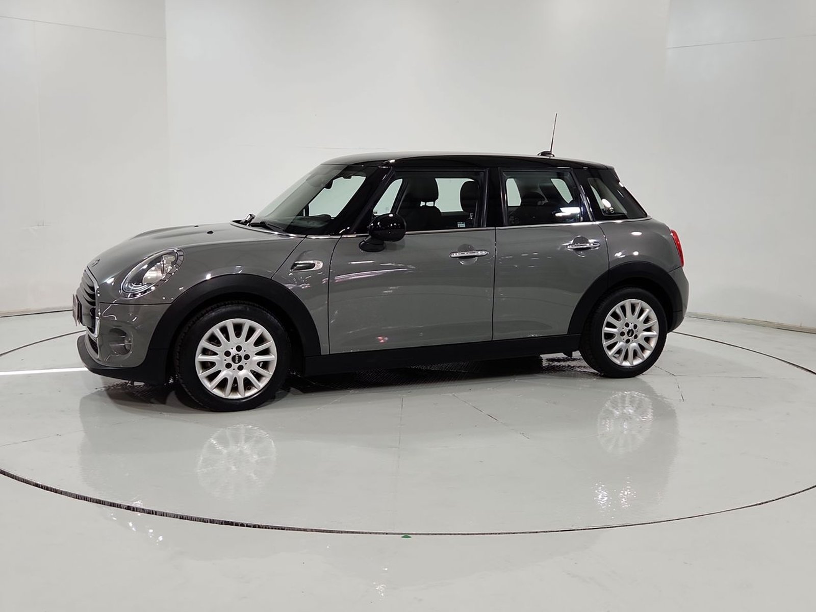 Mini COOPER F55 COOPER PEPPER HB 1.5 2016 - Imagen 4 de 20