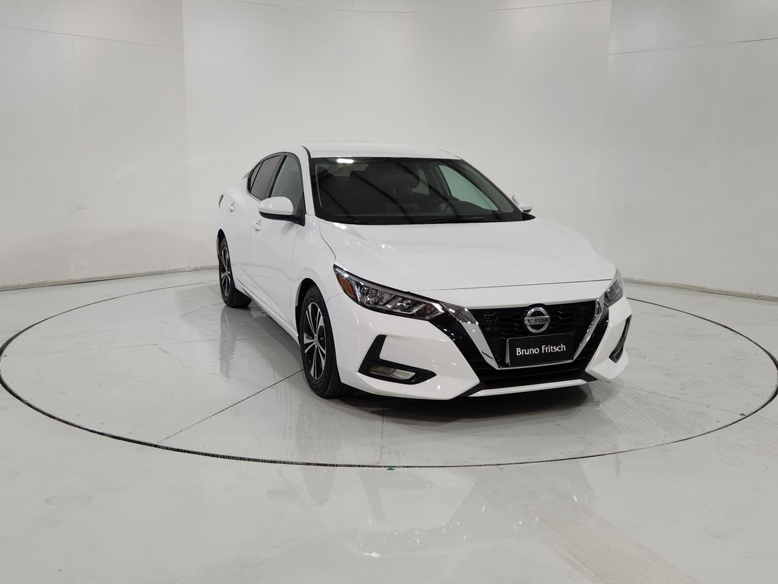 Nissan SENTRA SENSE MT 2024 - Imagen 16 de 20