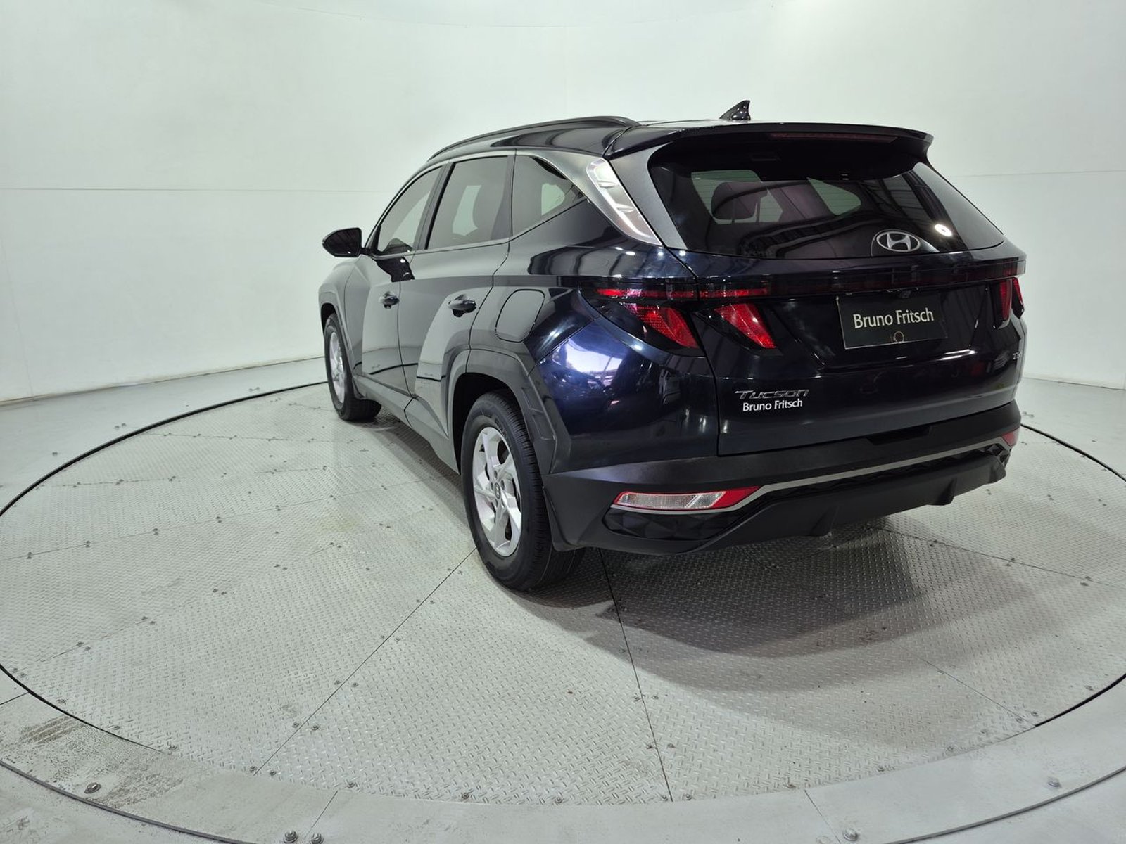 Hyundai TUCSON NX4 1.6 AUT 2022 - Imagen 6 de 20