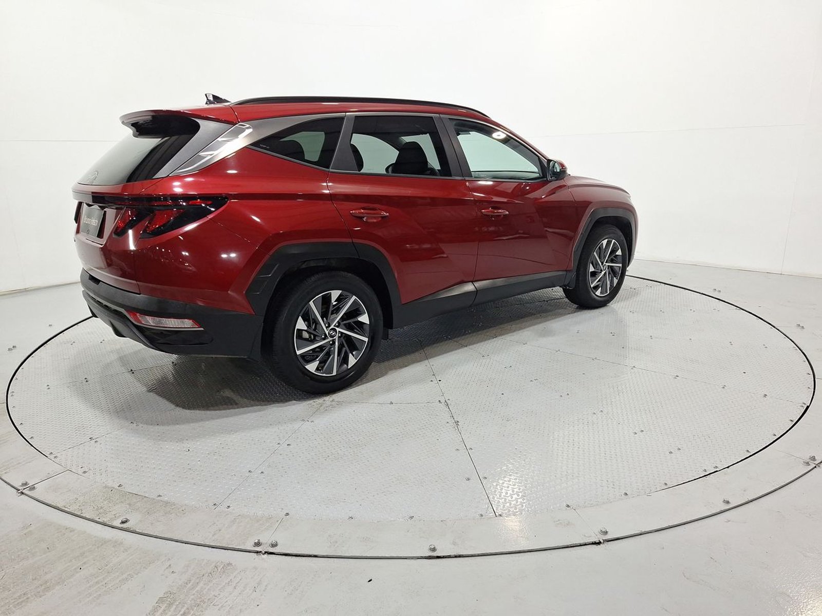 Hyundai TUCSON NX4 MPI 2.0 2024 - Imagen 9 de 20