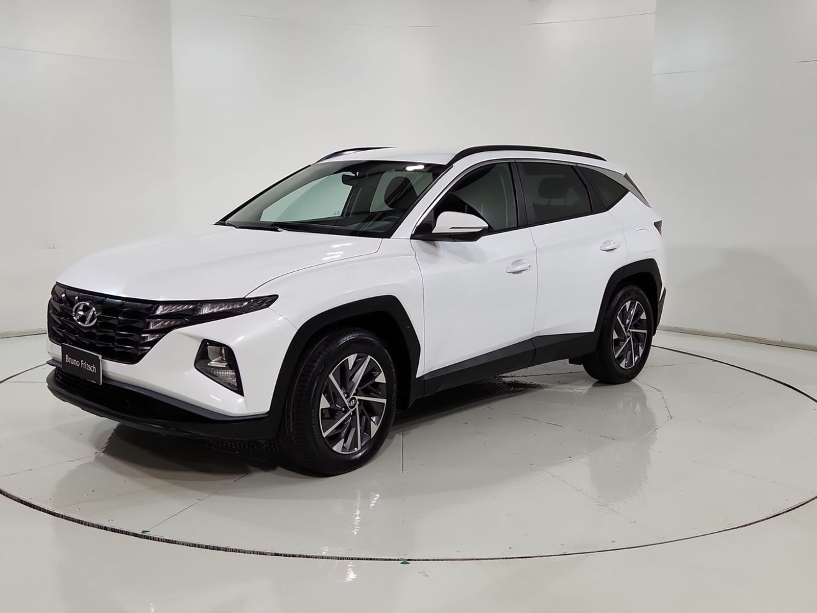 Hyundai TUCSON NX4 MPI 2.0 2024 - Imagen 3 de 20