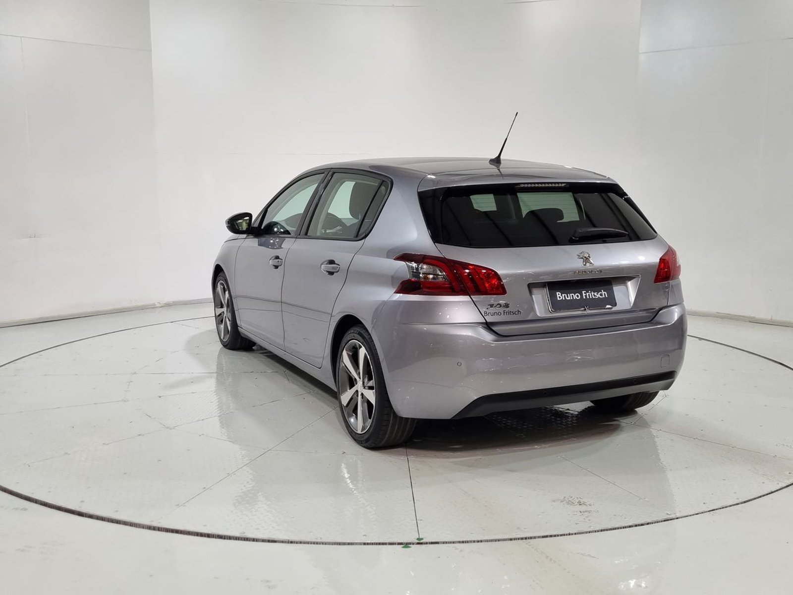 Peugeot 308 BLUEHDI 130 1.5 AUT 2021 - Imagen 8 de 20