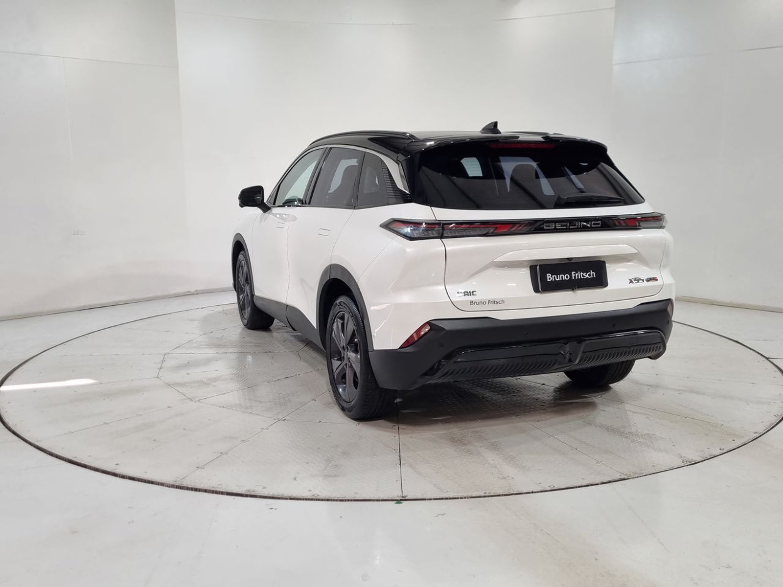 Baic X55 4X2 1.5 AUT 2024 - Imagen 8 de 20
