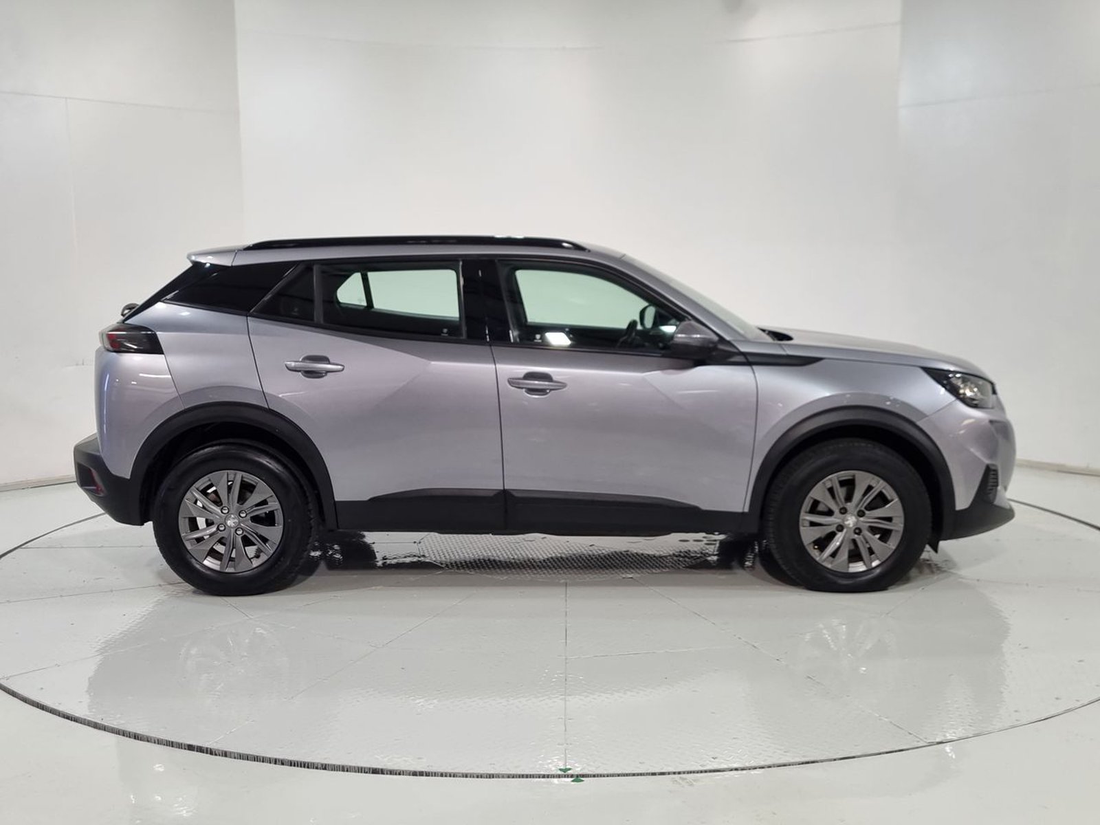 Peugeot 2008 PURETECH 130 1.2 2021 - Imagen 13 de 20