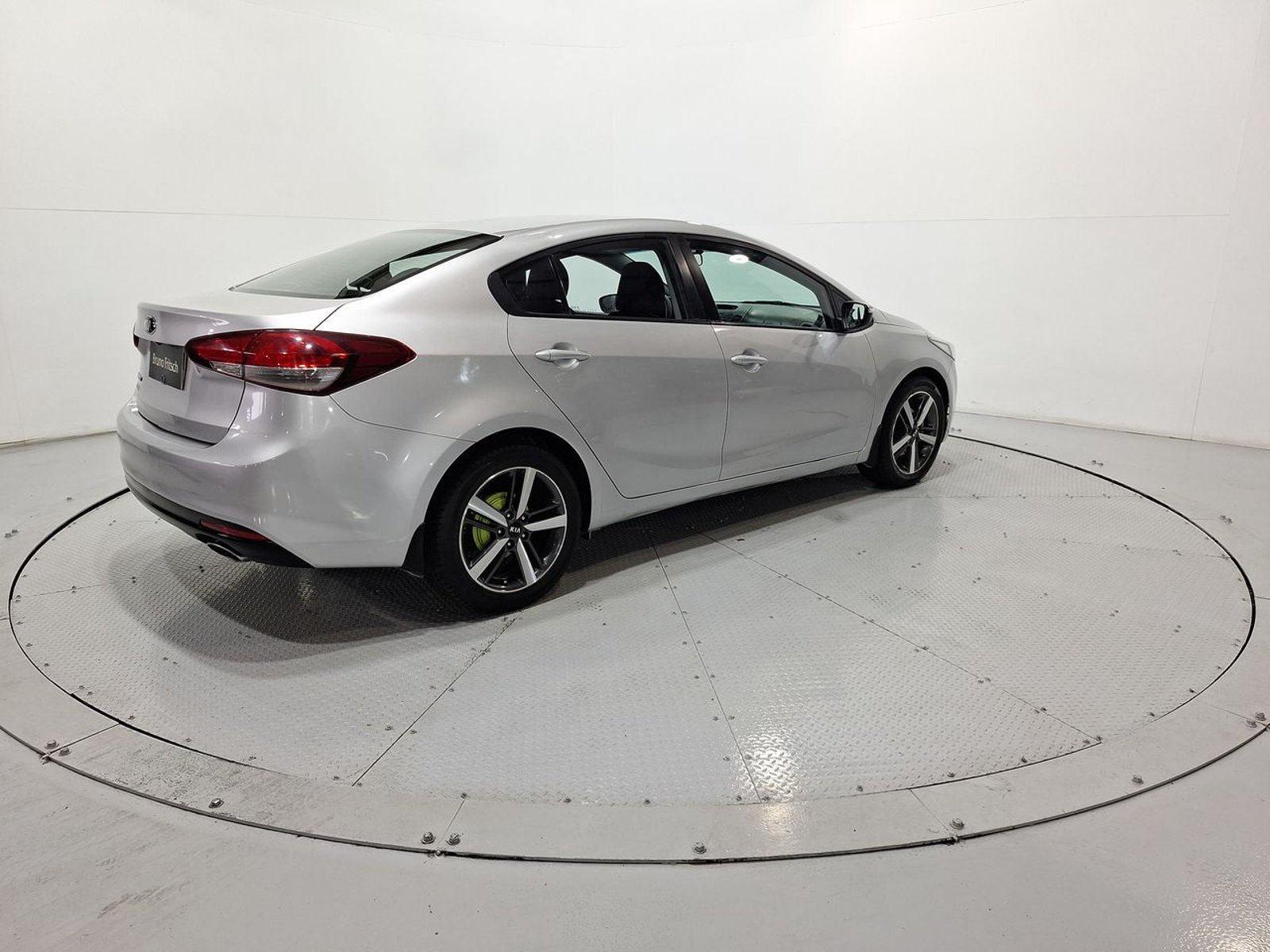 Kia CERATO EX 1.6 2018 - Imagen 9 de 20