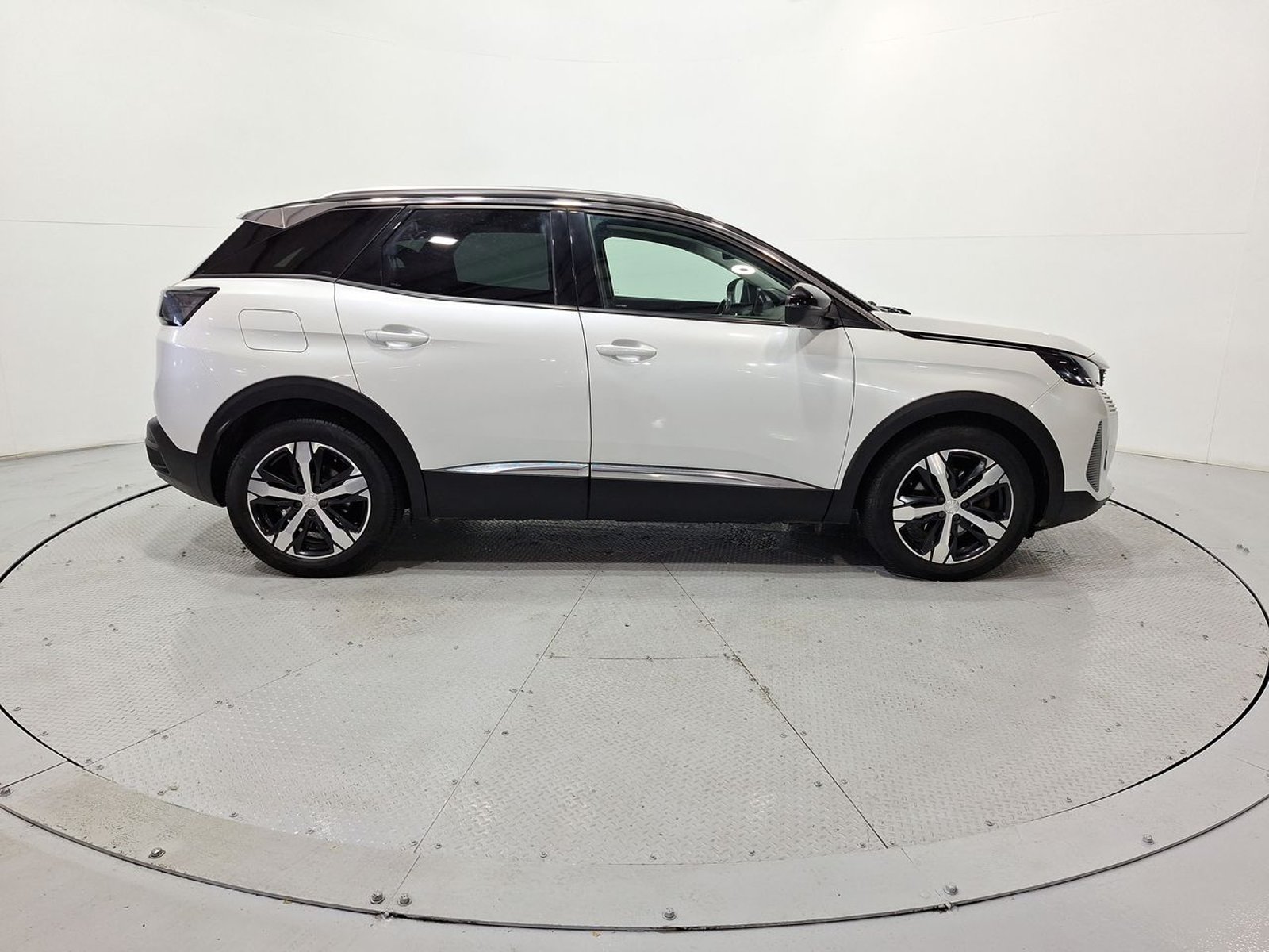 Peugeot 3008 BLUE HDI 130 EAT8 1.5 AUT 2022 - Imagen 10 de 20
