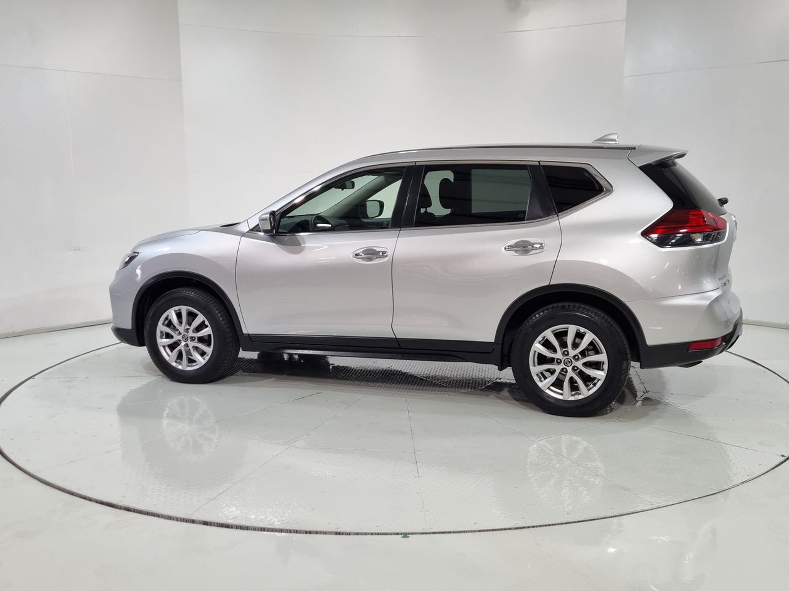 Nissan X-TRAIL X TRAIL T32 CVT 2.5 AUT 2023 - Imagen 6 de 20