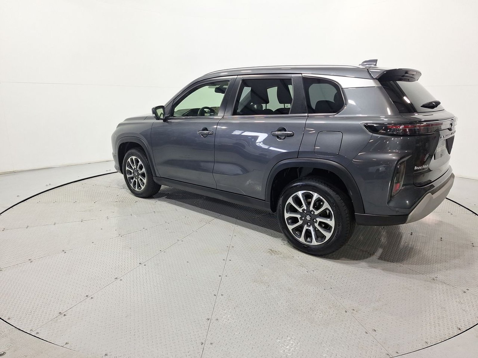 Suzuki GRAND VITARA 2WD 1.5 AT 2025 - Imagen 5 de 20