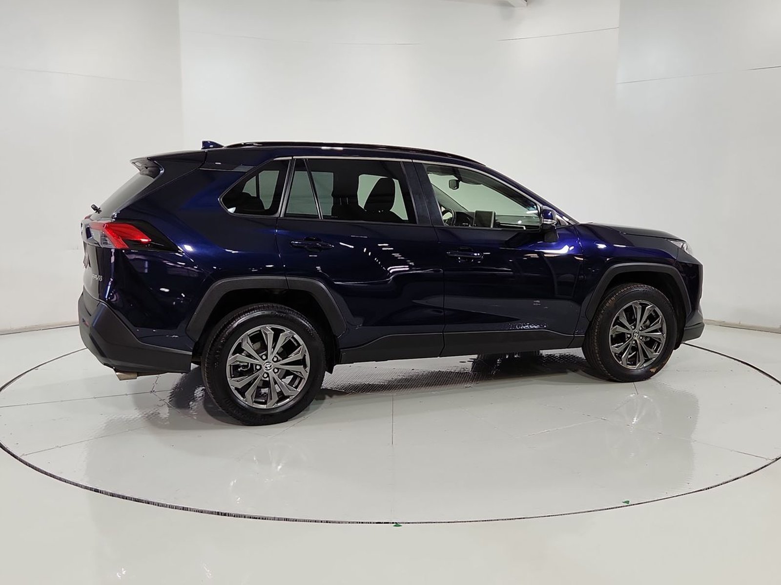 Toyota RAV4 4X2 2.0 AUT 2025 - Imagen 12 de 20