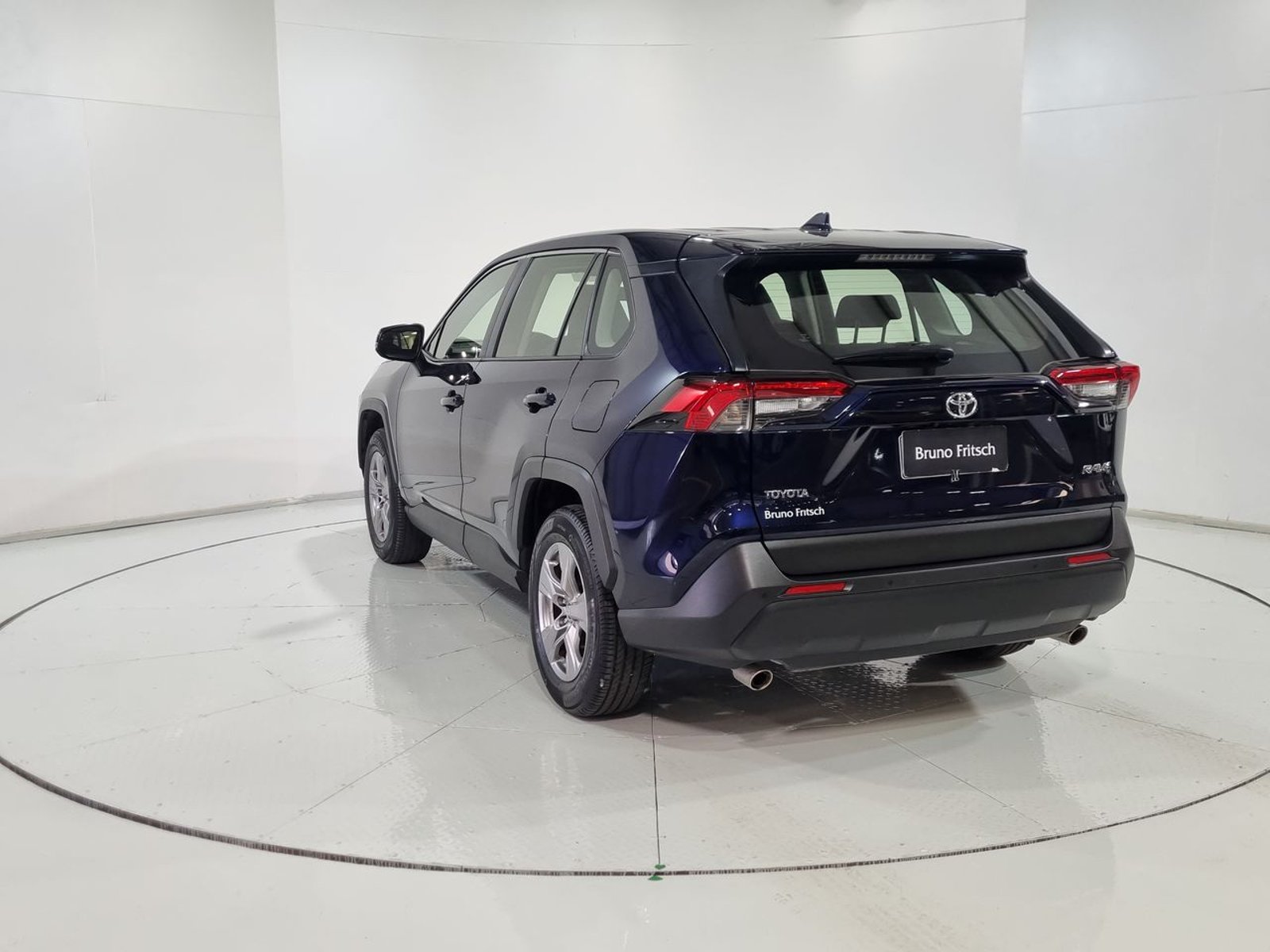 Toyota RAV4 4X2 2.0 AT 2026 - Imagen 8 de 20