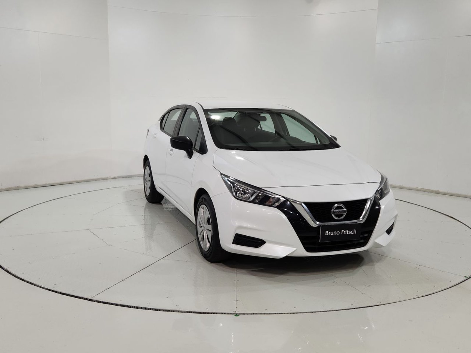 Nissan VERSA MT 1.6 2022 - Imagen 16 de 20