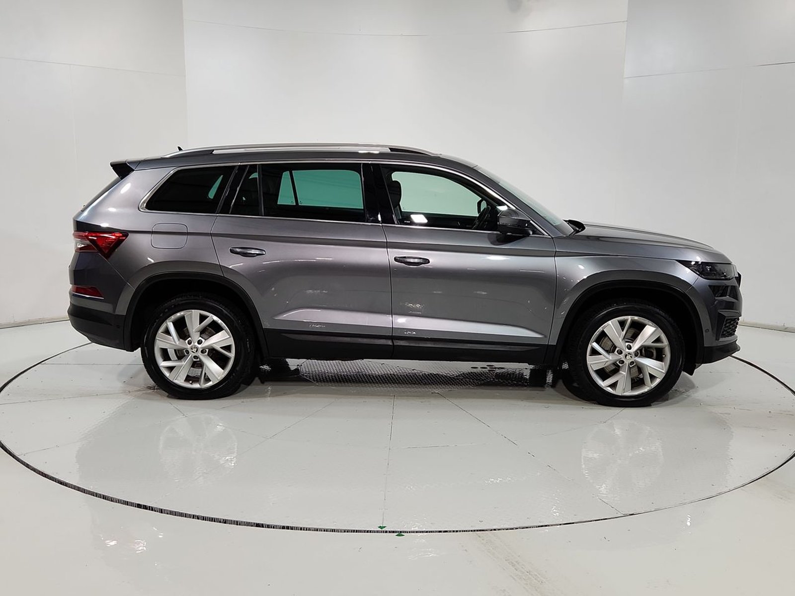 Skoda KODIAQ 4X4 2.0 AUT 2022 - Imagen 13 de 20