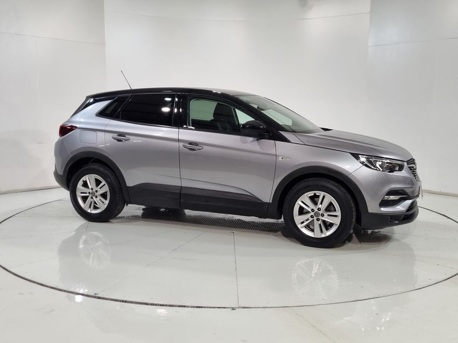 Opel GRANDLAND X GRANDLAND 1.2L 2021 - Imagen 14 de 20