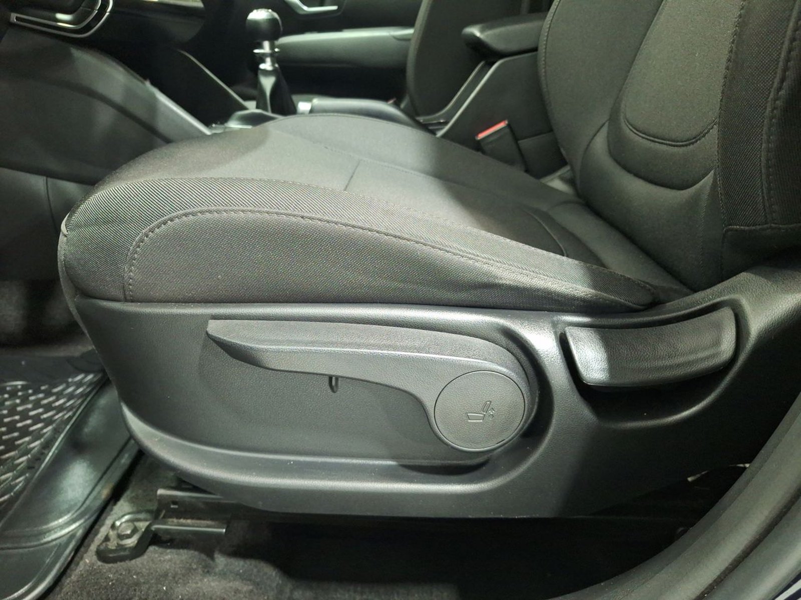 Hyundai TUCSON NX4 MPI 2.0 2022 - Imagen 17 de 20
