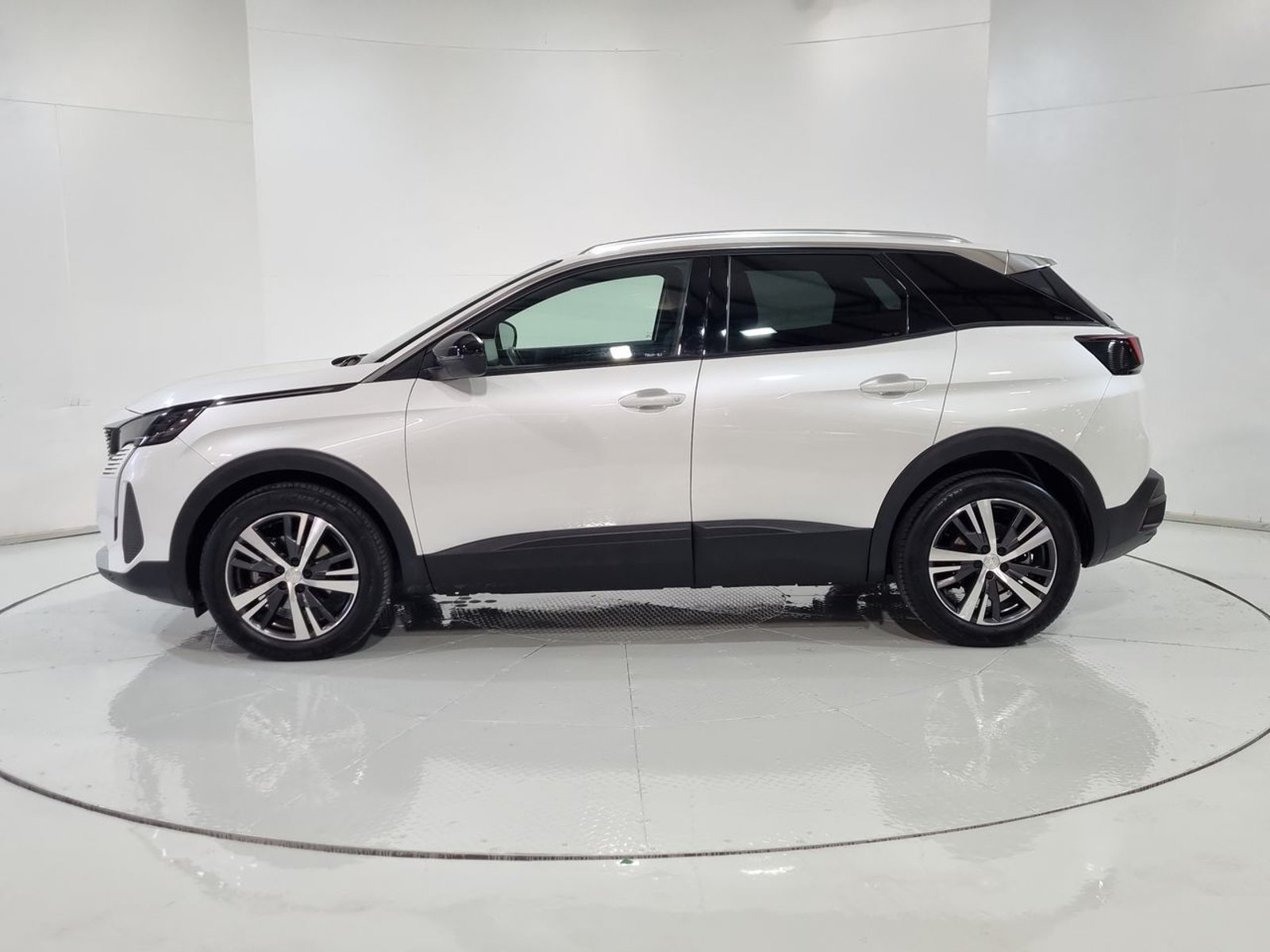 Peugeot 3008 PURETECH 1.2L 2024 - Imagen 5 de 20