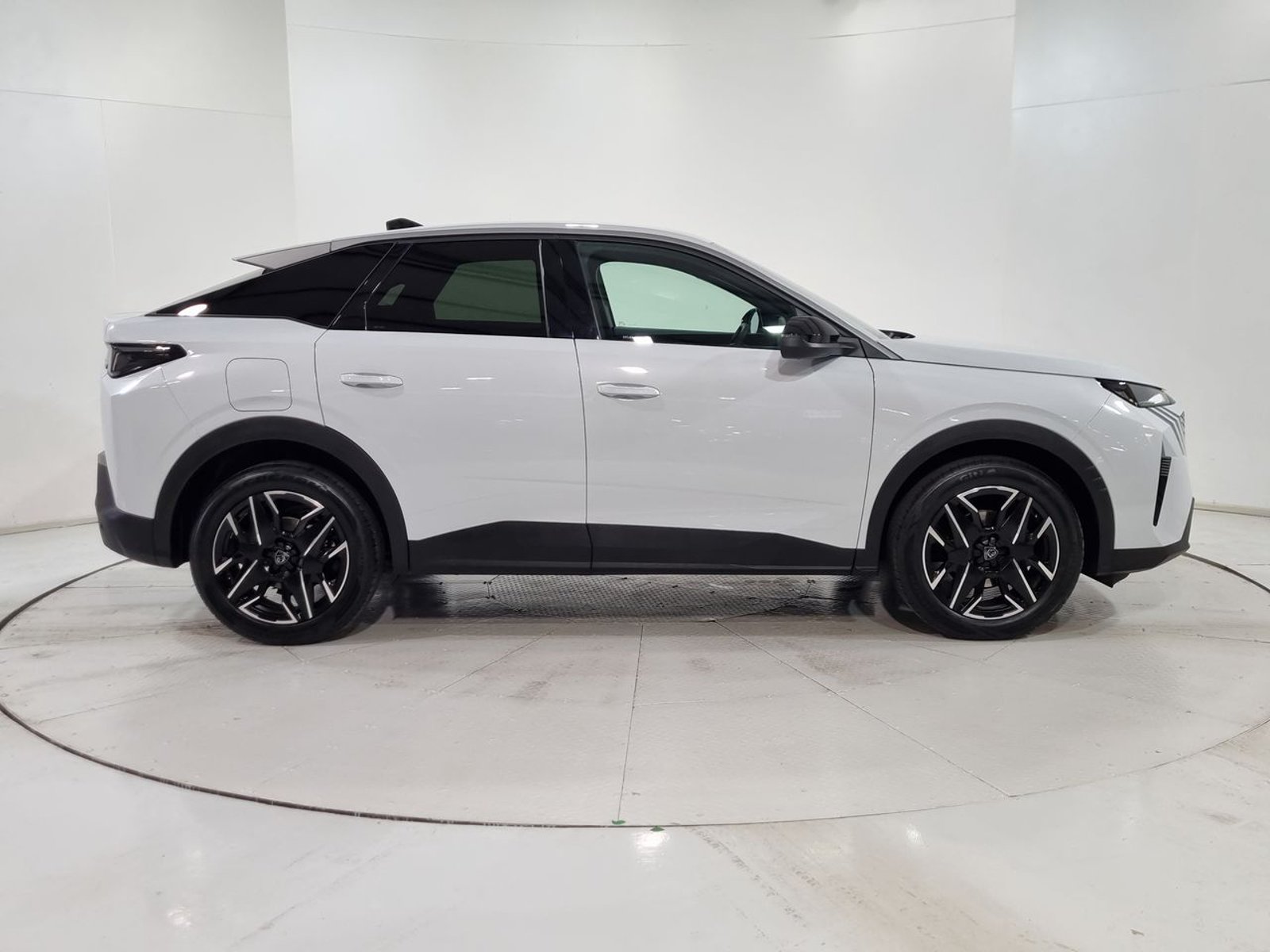 Peugeot 3008 PREMIER 1.2 AUT 2025 - Imagen 13 de 20