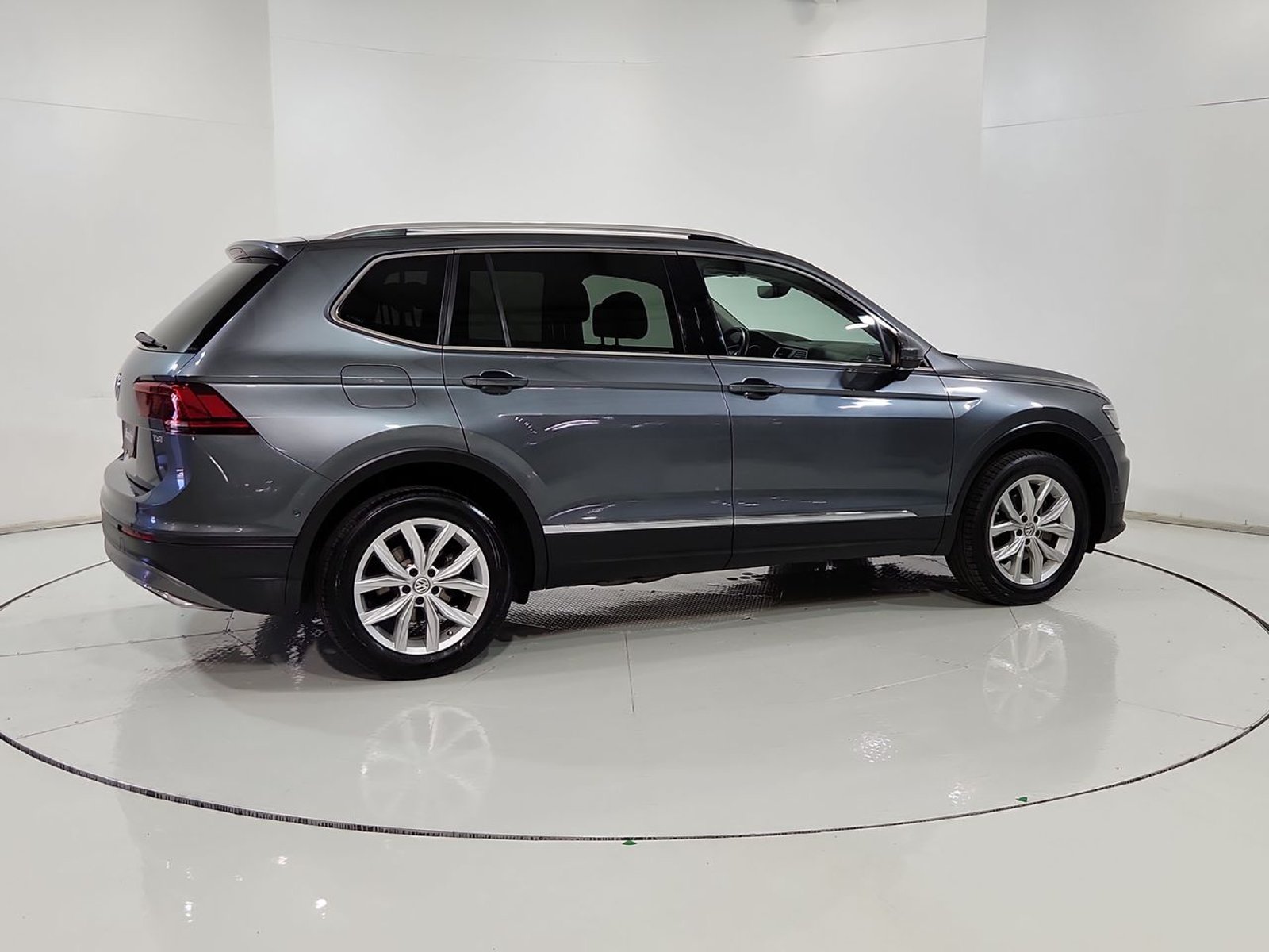 Volkswagen TIGUAN 1.4 AT 2018 - Imagen 12 de 20