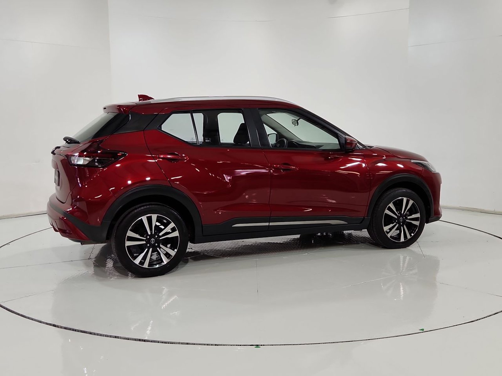 Nissan KICKS 1.6 2023 - Imagen 12 de 20