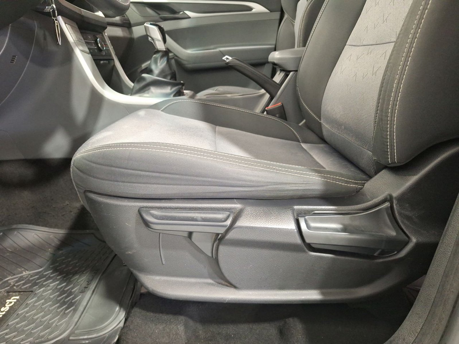 Maxus T60 DCAB 2.8 2022 - Imagen 17 de 20