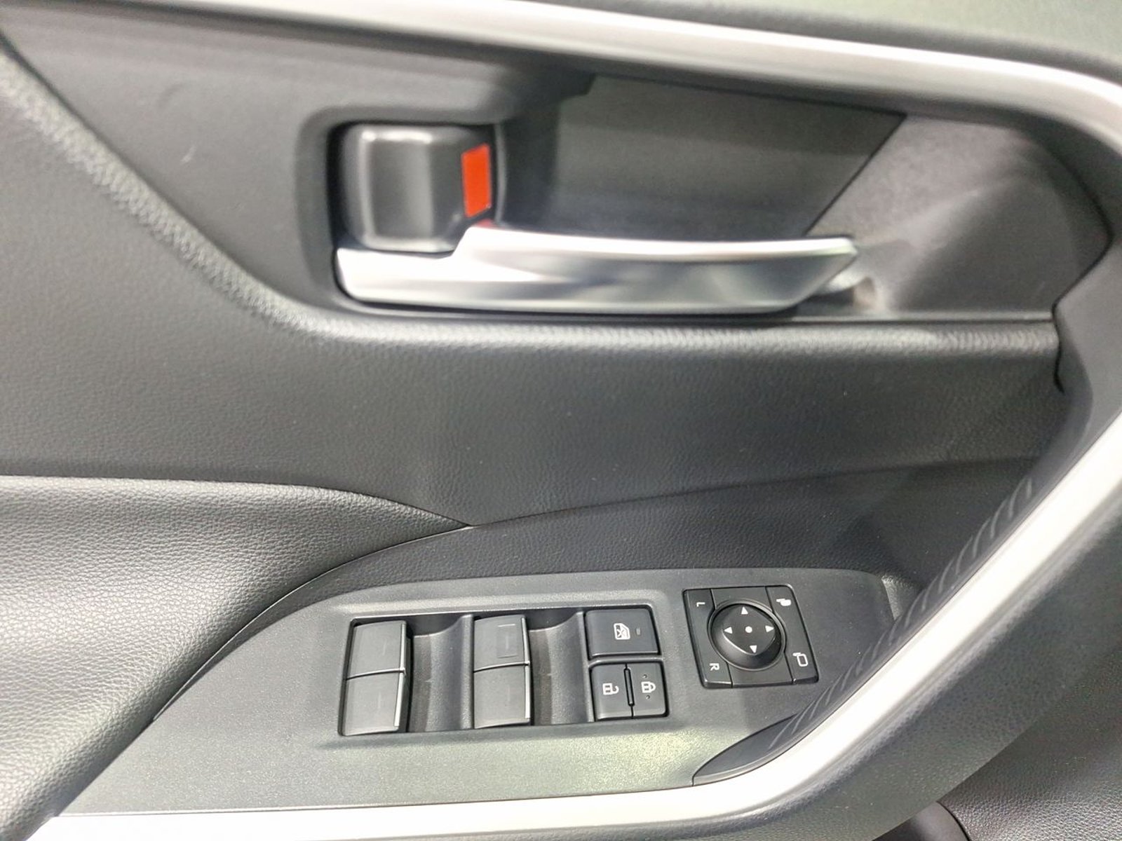 Toyota RAV4 OTTO 2.0 AUT 2022 - Imagen 16 de 20