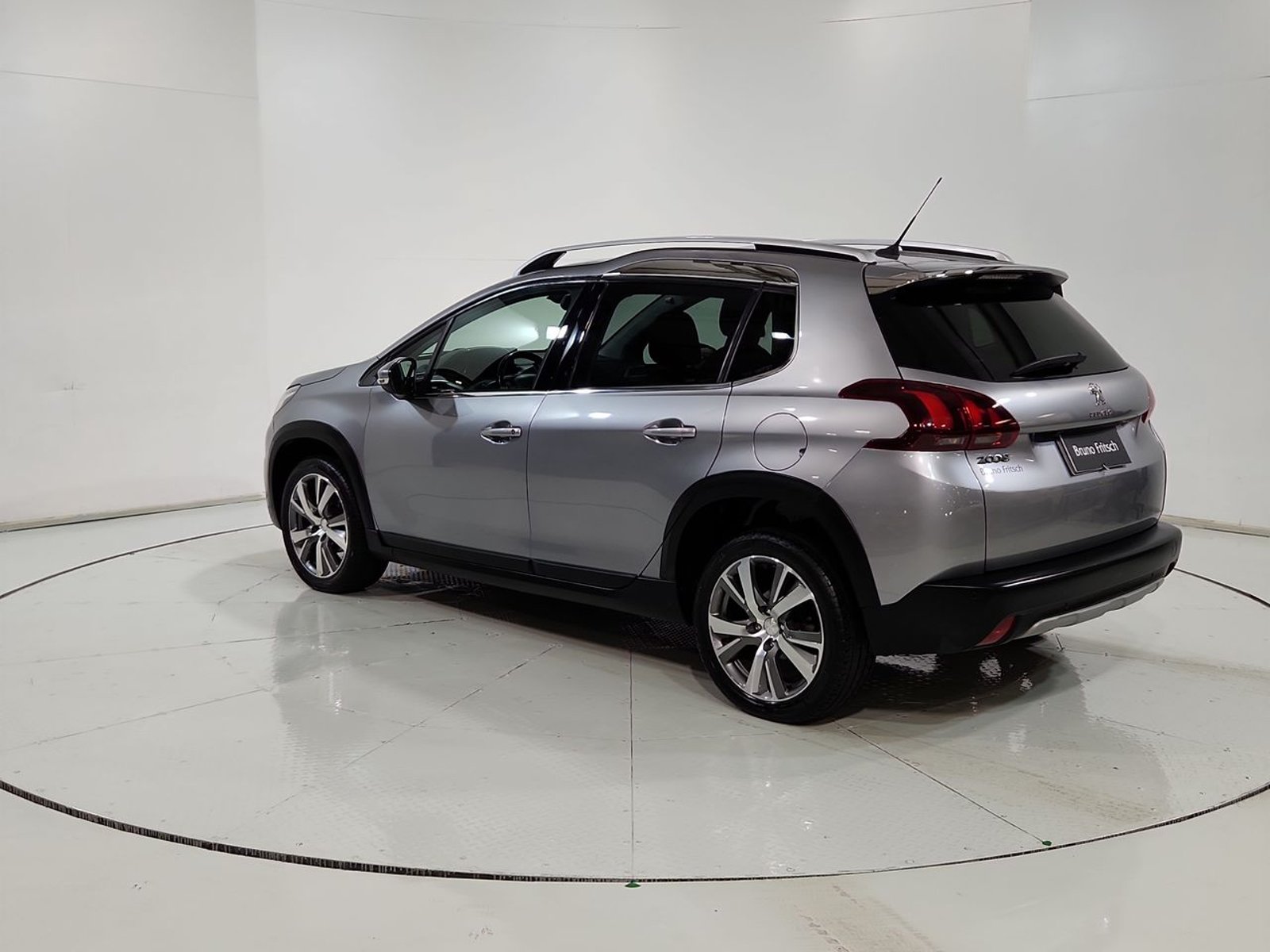 Peugeot 2008 ALLURE BLUEHDI 1.5 2020 - Imagen 7 de 20