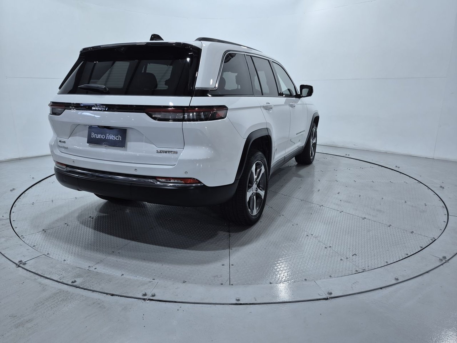 Jeep GRAND CHEROKEE LIMITED 4X4 3.6 AT 2024 - Imagen 8 de 20