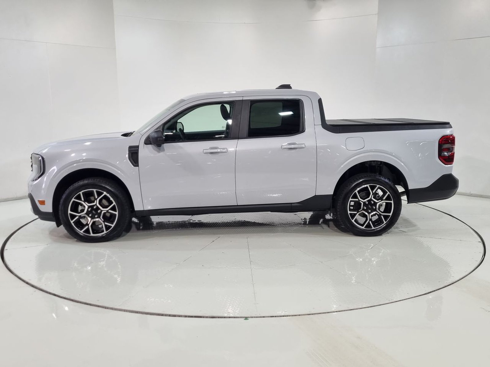Ford MAVERICK LARIAT 4X4 2.5 AUT 2025 - Imagen 5 de 20