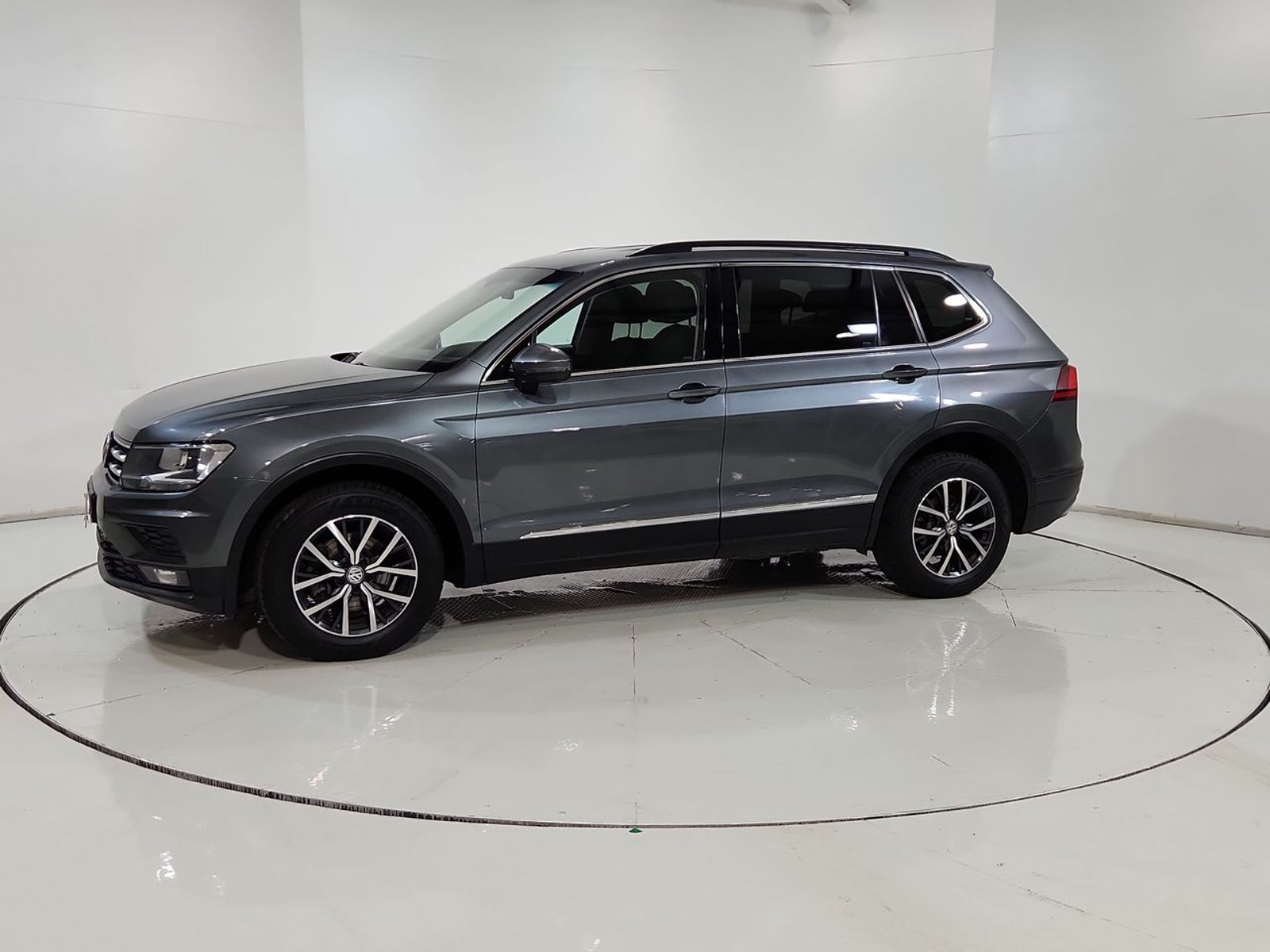 Volkswagen TIGUAN 1.4 AT 2019 - Imagen 4 de 20