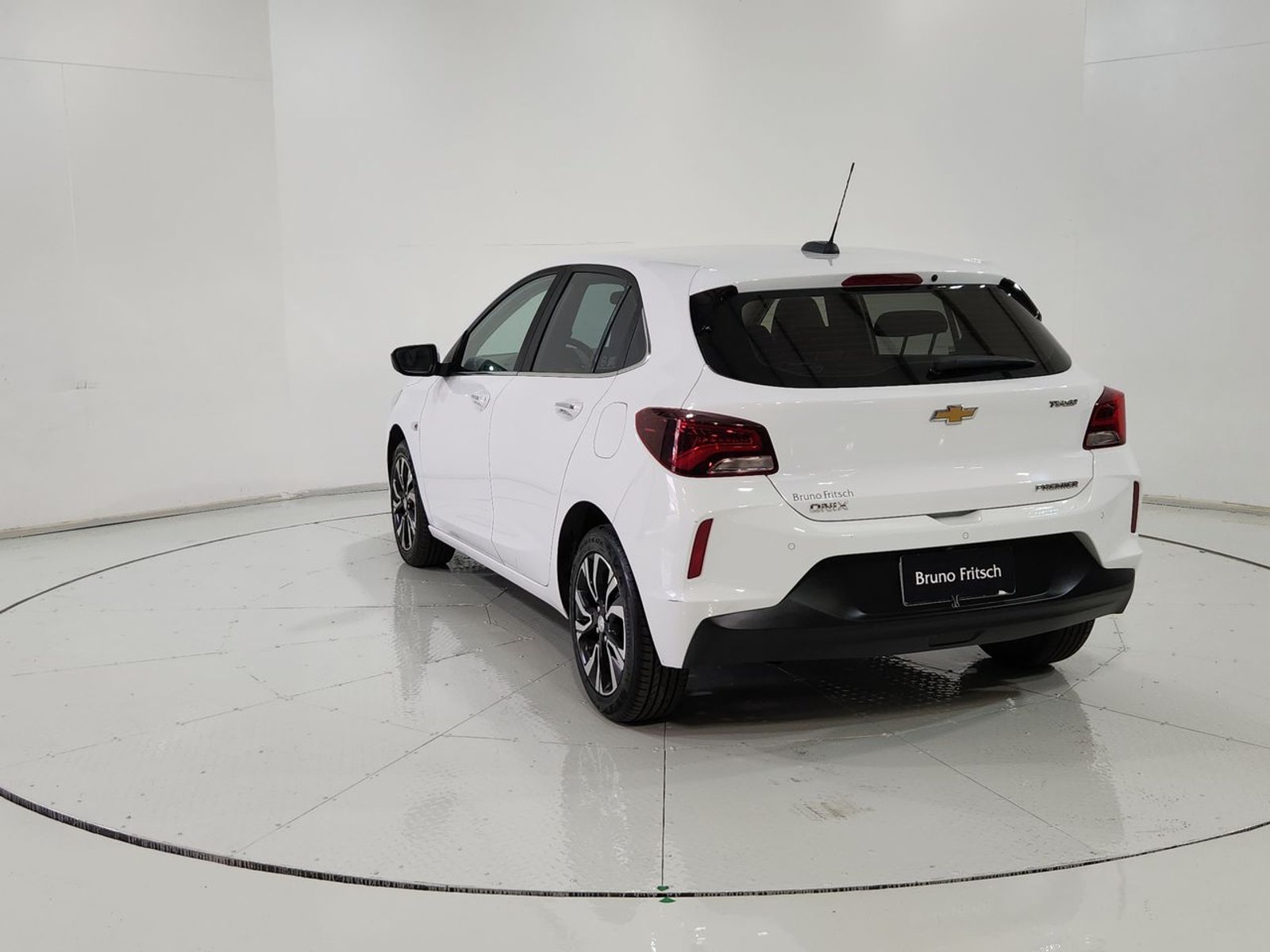 Chevrolet ONIX HB 4X2 1.0 AT 2023 - Imagen 8 de 20