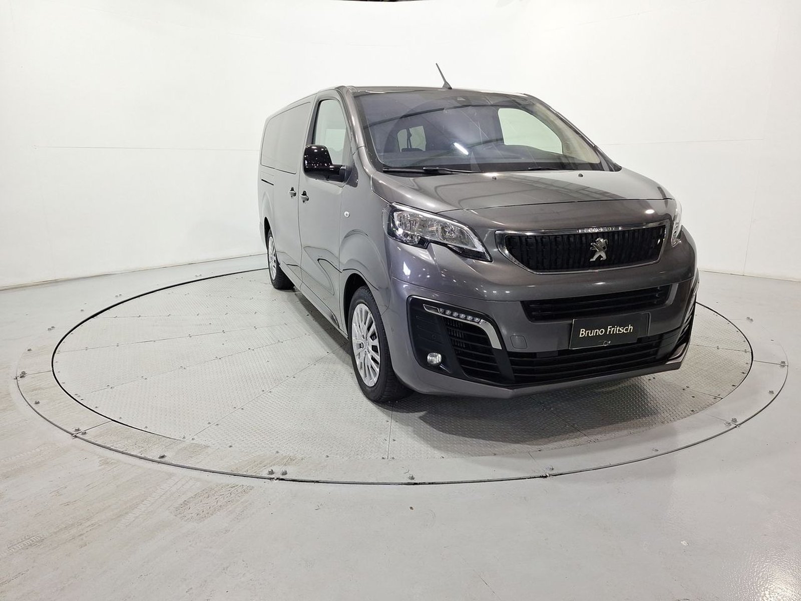 Peugeot TRAVELLER L3 BLUE HDI 180 2.0 AUT 2024 - Imagen 12 de 20