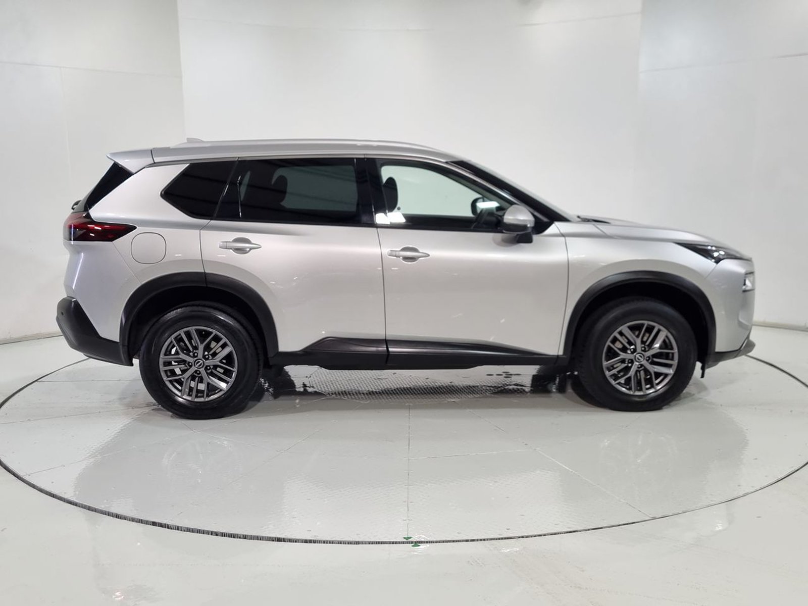 Nissan X-TRAIL X TRAIL 4X2 2.5 AUT 2025 - Imagen 13 de 20