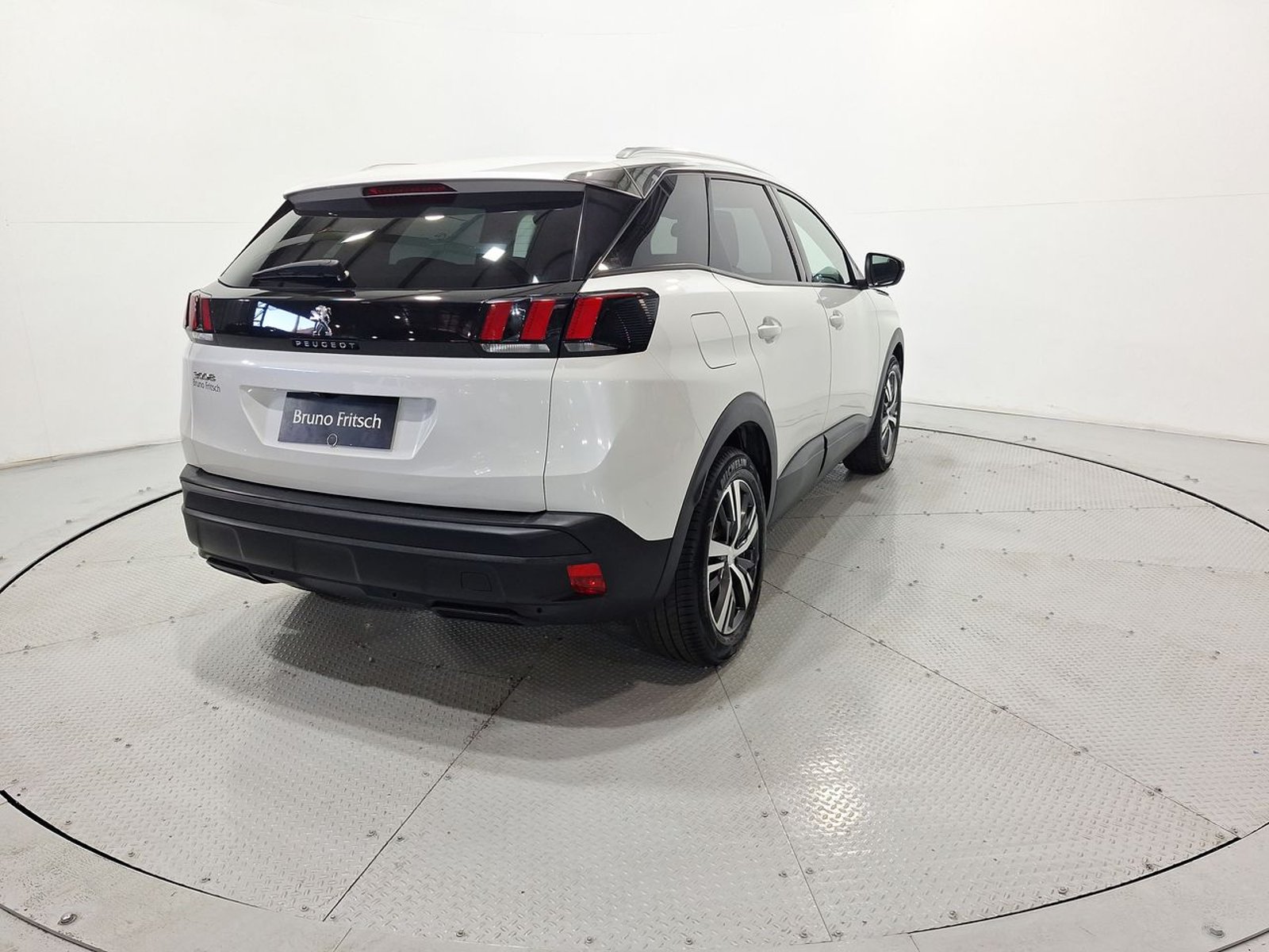 Peugeot 3008 ACTIVE PACK GASOLINA 130HP MT 2026 - Imagen 8 de 20