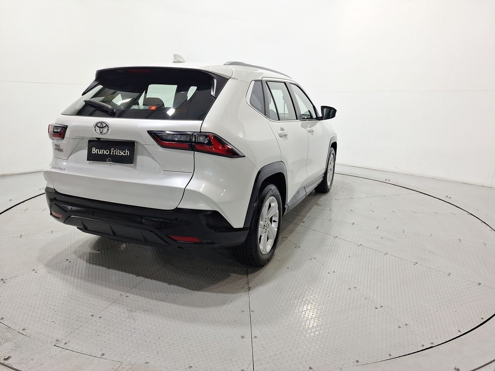 Toyota YARIS CROSS 1.5 2025 - Imagen 8 de 20