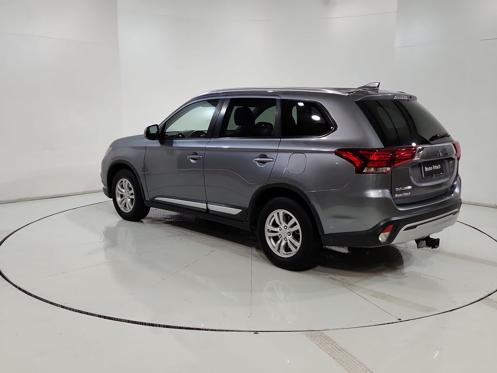 Mitsubishi OUTLANDER NEW OUTLANDER 2.0 2019 - Imagen 7 de 20