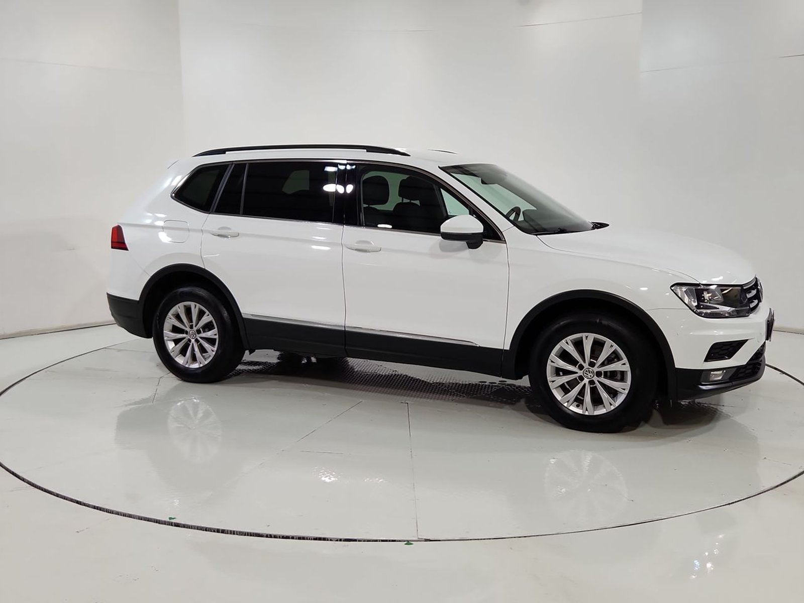 Volkswagen TIGUAN TSI 1.4 AUT 2018 - Imagen 14 de 20