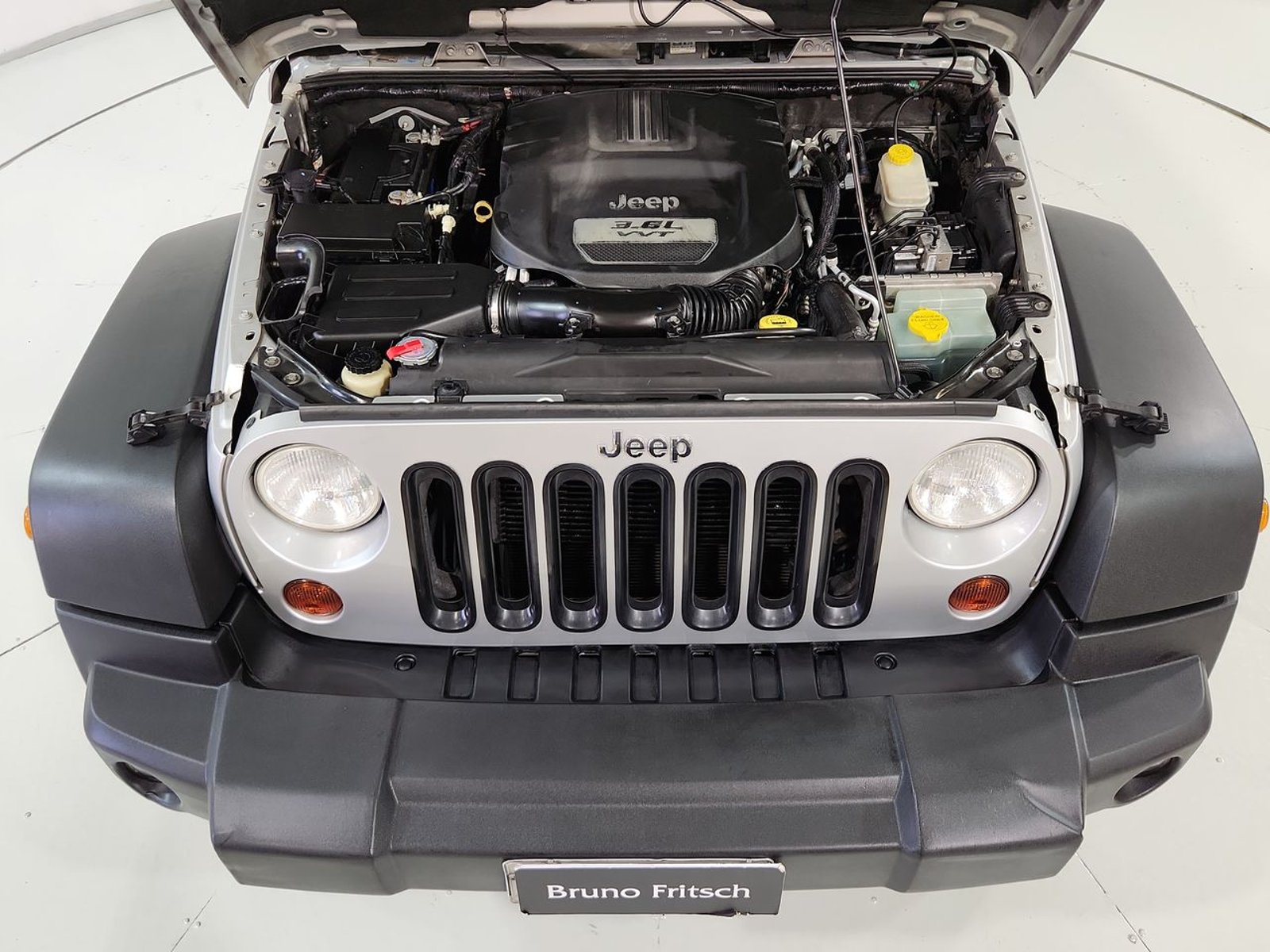 Jeep WRANGLER UNLIMITED SPORT 3.6 AUT 2013 - Imagen 19 de 20