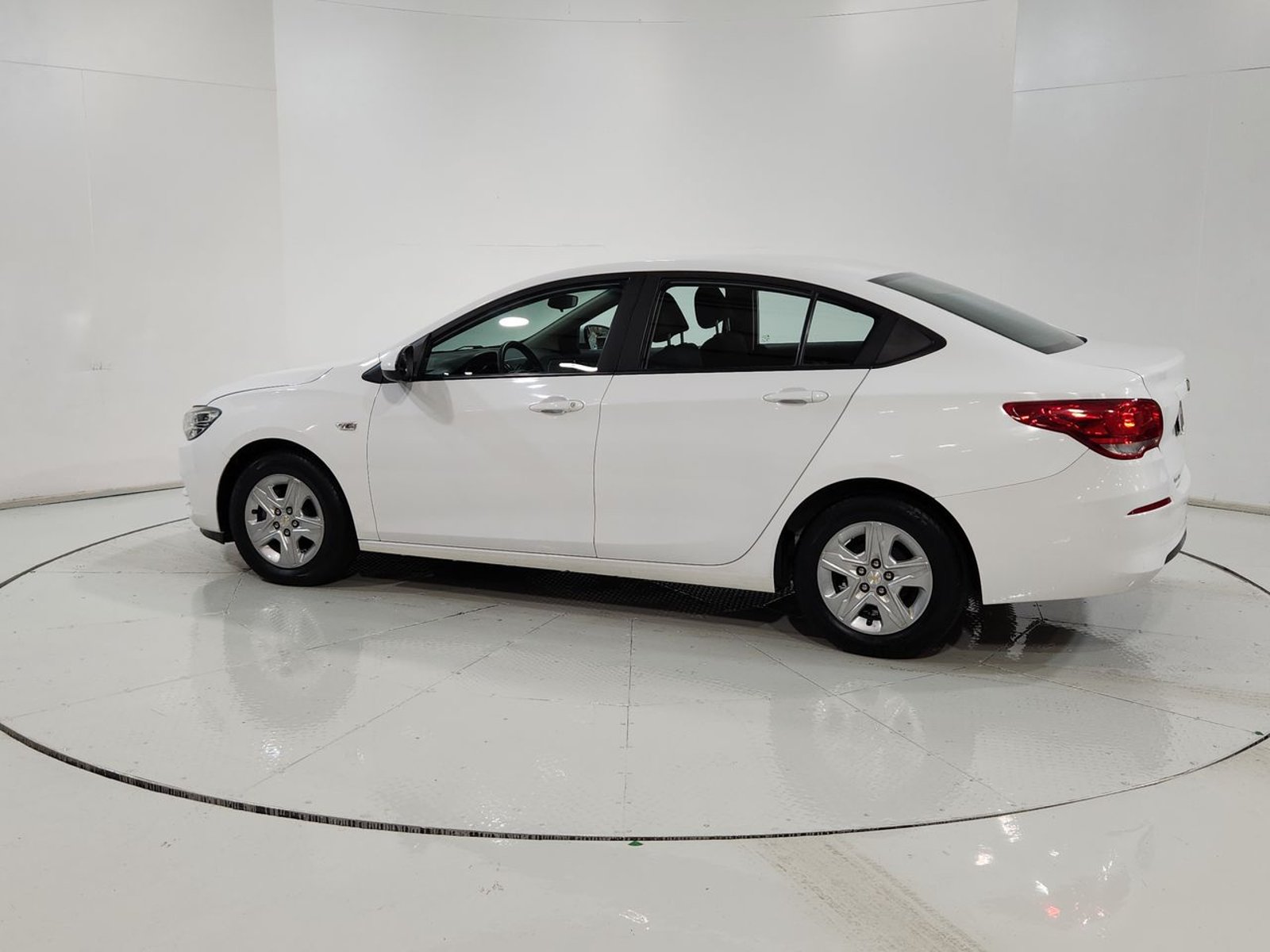 Chevrolet CAVALIER 1.5 2018 - Imagen 6 de 20
